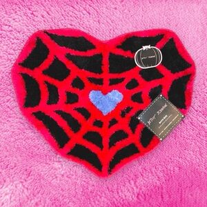 Betsey Johnson Spiderweb Heart Bath Rug